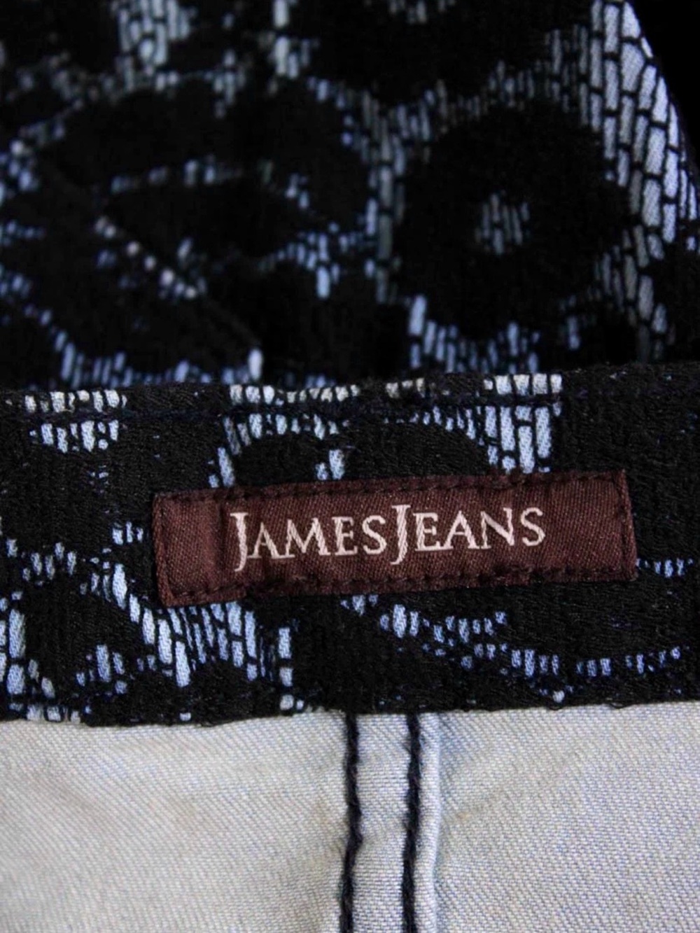 James Jeans Twiggy the Legging Skinny Blue Jeans in “Black Veil” Size 27 - Picture 5 of 6